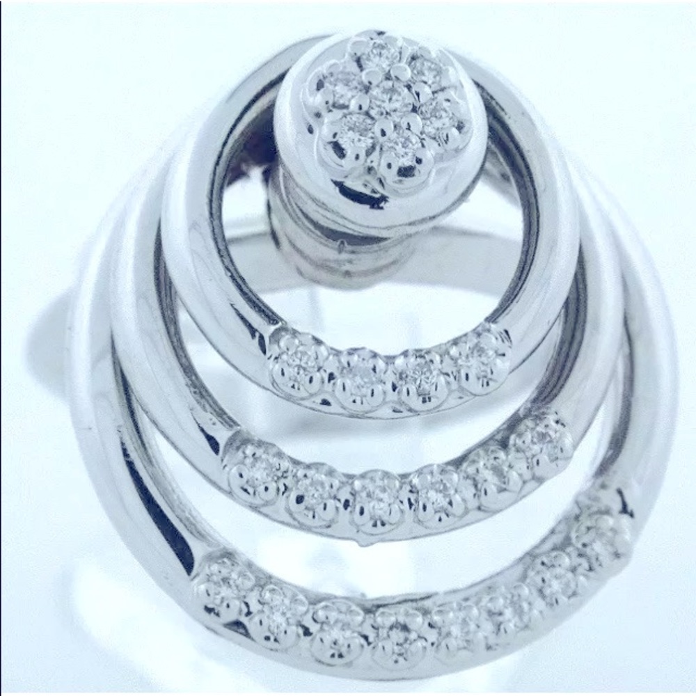 💕💕Tri Level Rounded Circle Motion Ring💕💕